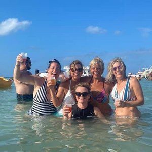 Meet your Posher, Joan